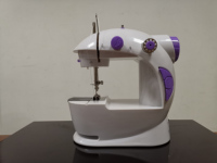 Vente en gros de mini machine à coudre domestique pratique et multifonction mini machine à coudre électronique