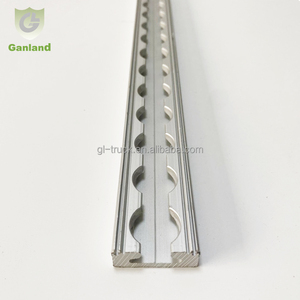 รางอลูมิเนียม GL 19127 สำหรับรถบรรทุกพ่วง ใช้สำหรับยึดสินค้า พร้อมตัวล็อคที่ทนทานและระบบควบคุมการบรรทุกที่มีประสิทธิภาพ - Product Image 1