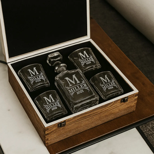 미국 창고 맞춤형 버번 크리스탈 유리 750ml 25oz 위스키 디켄터 세트 4 안경과 나무 선물 상자 - Product Image 2