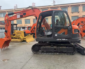 Escavatore Cingolato DX75-7B di Alta Qualità, Capacità Benna 0,3 <span class=keywords><strong>M3</strong></span>, Consegna Rapida, Costi di Spedizione Bassi, Garanzia 1 Anno - Product Image 2