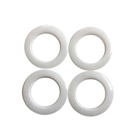 Accessoires de rideaux blancs artistiques avec boucle anneau et design perforé, modèle tringle romaine, diamètre 65 mm