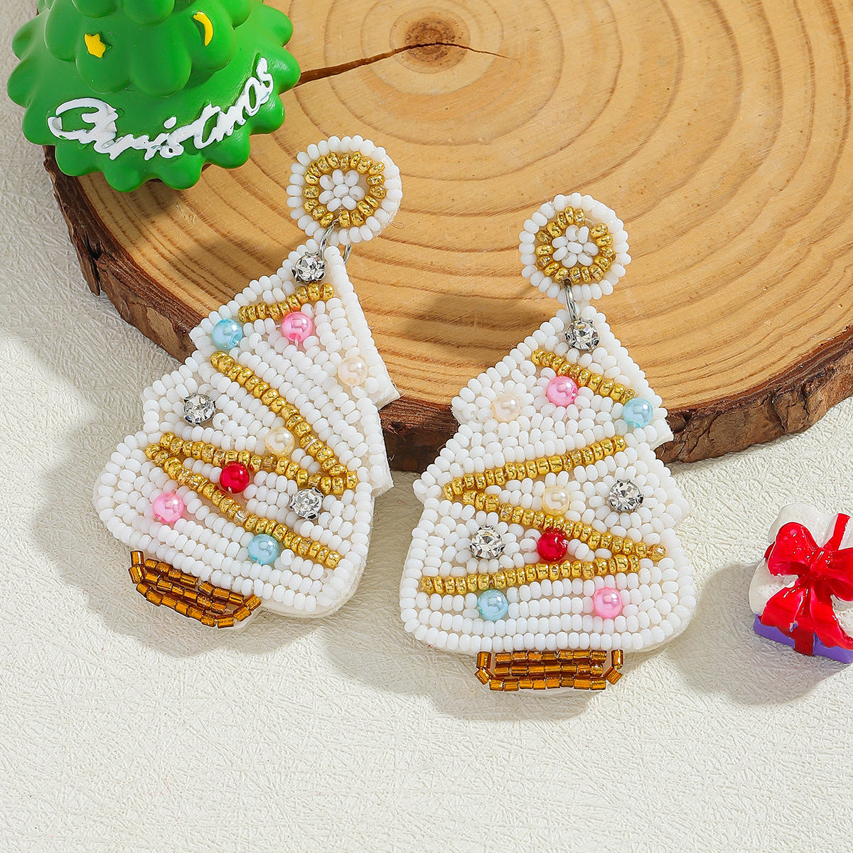 43256 สีขาว