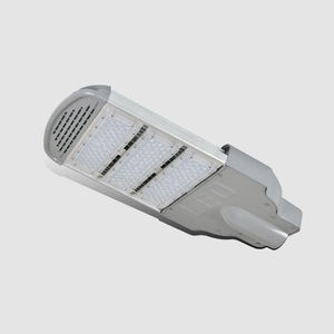 Farolas LED de 60W-180W con Clasificación IP65, Construcción de <span class=keywords><strong>Aluminio</strong></span>, Módulo de Iluminación Vial de Alta Potencia para Aplicaciones de Ingeniería - Product Image 3