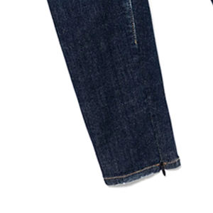 غسول نسائي متوسط الخصر ثنائي التمدد باللون الأزرق الداكن شعار مخصص مناسب للضيق جيد التهوية وصديقا للصيف جينز غير رسمي مثير - Product Image 4