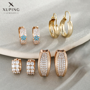<span class=keywords><strong>XUPING</strong></span> Joyería al por Mayor 2026 Nuevo Diseño Coreano Flor de Moda Zirconia Colorida Cobre Aretes de Aro de Moda para Mujer - Product Image 1