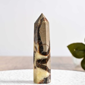 Vente en gros : Tour de cristal naturel Septarium, pointe de cristal, obélisque, pierre précieuse en vrac pour l'artisanat et la décoration intérieure - Product Image 2