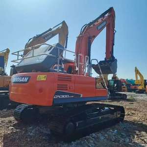 Excavadora Usada Doosan DX300LC-9C en Buen Estado, Equipo de Construcción de 30 Toneladas con Cucharón de Excavación y Componentes Principales del Motor en Venta - Product Image 2