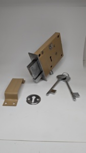Serrure de porte 100 mm 2-en-1 au design élégant en forme de balle, avec corps en fer et finition thermolaquée, pour porte principale, portail, porte en bois et porte métallique - Product Image 2