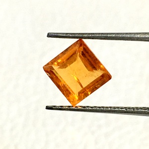 Spessartite Stone Granate Square Emerald Cut Cabochon facetado natural para anillos de joyería Precio de venta por quilate Piedra preciosa suelta - Product Image 2