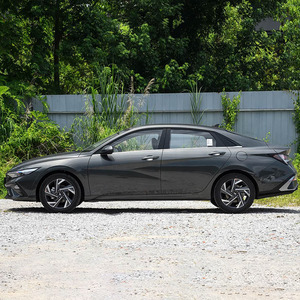 Nouvelle Hyundai Elantra 2026 Familiale 1.5L CVT Premium Essence Berline Économe en <span class=keywords><strong>Carburant</strong></span> avec Assistance L2, Voiture Neuve à Conduite à Gauche, Vente en Gros - Product Image 4