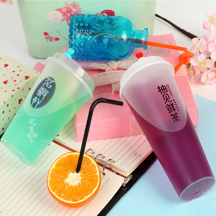 Заводская цена, многоразовые чашки для молока и чая объемом 16 унций, 24 унции, пластиковые чашки с логотипом, напечатанным на заказ логотипом