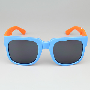แว่นกันแดดแฟชั่น2024พับได้สำหรับเด็กวัยหัดเดินแว่นกันแดดป้องกันรังสียูวีแบบโพลาไรซ์สำหรับเด็กแว่นกันแดดสีเหลืองสีแดงสีน้ำเงินทำจากพีซีสำหรับวันหยุดพักผ่อนกลางแจ้ง - Product Image 5
