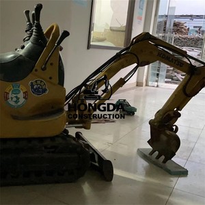 Mini Digger <b>Small</b> Excavator Komatsu Pc01 0.1 Ton Excavator with Engine Pump & Motor Japan Origin - Product Image 4