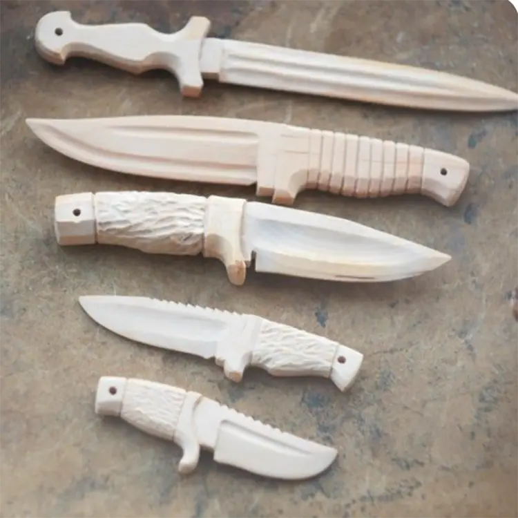 子供のためのカスタマイズ可能な木製刀ナイフおもちゃ屋外おもちゃ