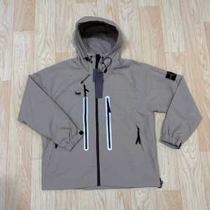 เสื้อแจ็คเก็ตสไตล์ชุดทำงานสีเทาอ่อนสำหรับผู้ชาย ยี่ห้อ Stone ทรงปกติ มีกระเป๋าติด ปิดด้วยกระดุม ผลิตจากวัสดุโพลีเอสเตอร์ ระบายอากาศได้ดี เหมาะสำหรับฤดูใบไม้ผลิ - Product Image 5