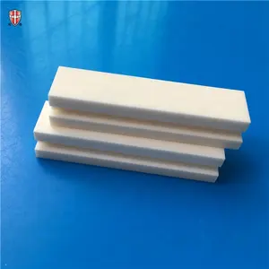 High Purity Dry Pressing Forming 99 Alumina Ceramic Guide Block Brick Plate