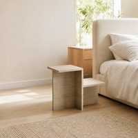 Table basse en bois artisanale super élégante avec un style rustique de ferme