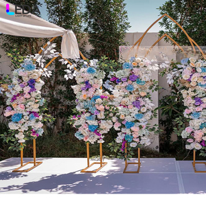 ฉากหลังงานแต่งงาน LEDA Modern Party Events Decor โครงเหล็กสีทองรูปโค้งแหลมประดับดอกไม้แขวน - Product Image 3