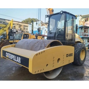 Rouleau compresseur CAT Caterpillar CS683E d'<span class=keywords><strong>occasion</strong></span> à prix réduit, original du Japon, rouleau CAT CS683E d'<span class=keywords><strong>occasion</strong></span> à Shanghai - Product Image 3
