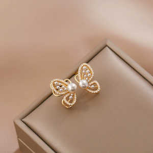 WENCHI 1593 Natural <b>Butterfly</b> Pearl Stud Earrings with Elegant Design for Women - Product Image 5