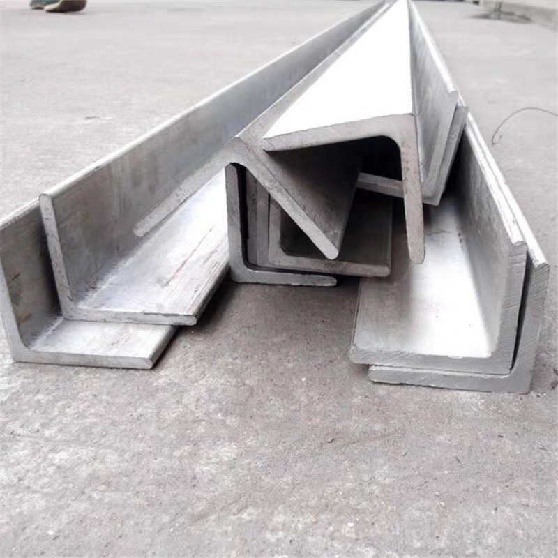 188 X 2.00 X 2.00 X 40 Equal Angle iron supplier 188 X 2.00 X 2.00 X 40 Equal Angle iron supplier