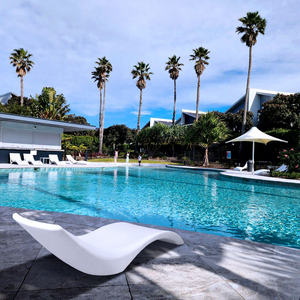 Meubles <span class=keywords><strong>de</strong></span> piscine Uv20, chaise longue <span class=keywords><strong>de</strong></span> piscine d'hôtel, lit <span class=keywords><strong>de</strong></span> <span class=keywords><strong>soleil</strong></span> <span class=keywords><strong>de</strong></span> plage <span class=keywords><strong>de</strong></span> jardin, chaises longues dans l'eau - Product Image 1