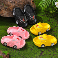 Chaussures de douche d'été pour salle de bain pour garçons et filles, antidérapantes, design de dessin animé mignon, fermeture à enfiler pour la maison.