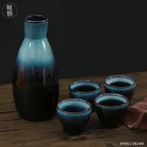 Home hotel vintage porcelain wine container custom Japanese ceramic sake bottle set