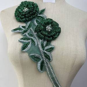 Aplique de Flores 3D con Cuentas Pesadas Multicolores de Lujo para Coser en Vestidos de Noche y de Novia - Product Image 4