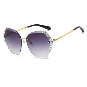Nouvelles lunettes de soleil tendance pour femmes, style coréen, sans monture, avec bordure en cristal, résistantes aux UV, UV400, serties de diamants - Product Image 5