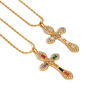 J&D 스테인리스 스틸 18K PVD 골드 도금 신상 크리스탈 레드 그린 컬러풀 예수 십자가 목걸이 - Product Image 1