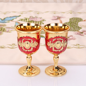 <span class=keywords><strong>Calice</strong></span> Medievale Regalo <span class=keywords><strong>Coppa</strong></span> per Comunione <span class=keywords><strong>Calice</strong></span> Vintage Calici Reali per Vino <span class=keywords><strong>Calice</strong></span> Dorato <span class=keywords><strong>Calice</strong></span> Vintage per Vino Bicchieri da Vino in Stile Europeo - Product Image 3