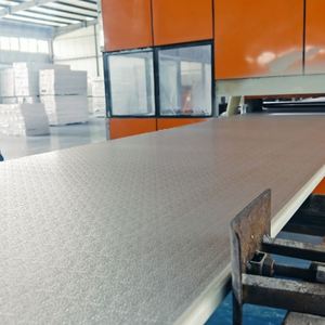 Tablero sándwich de espuma de poliuretano PU ignífugo para cámara fría con hoja de acero de color para uso exterior y en taller - Product Image 1