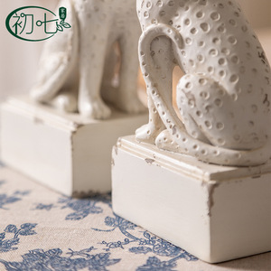 ที่วางหนังสือเรซิ่นสไตล์ฝรั่งเศส รูปทรงไม่สม่ำเสมอ 2 ชิ้น สำหรับตกแต่งโต๊ะทำงานสำหรับผู้ใหญ่ - Product Image 5