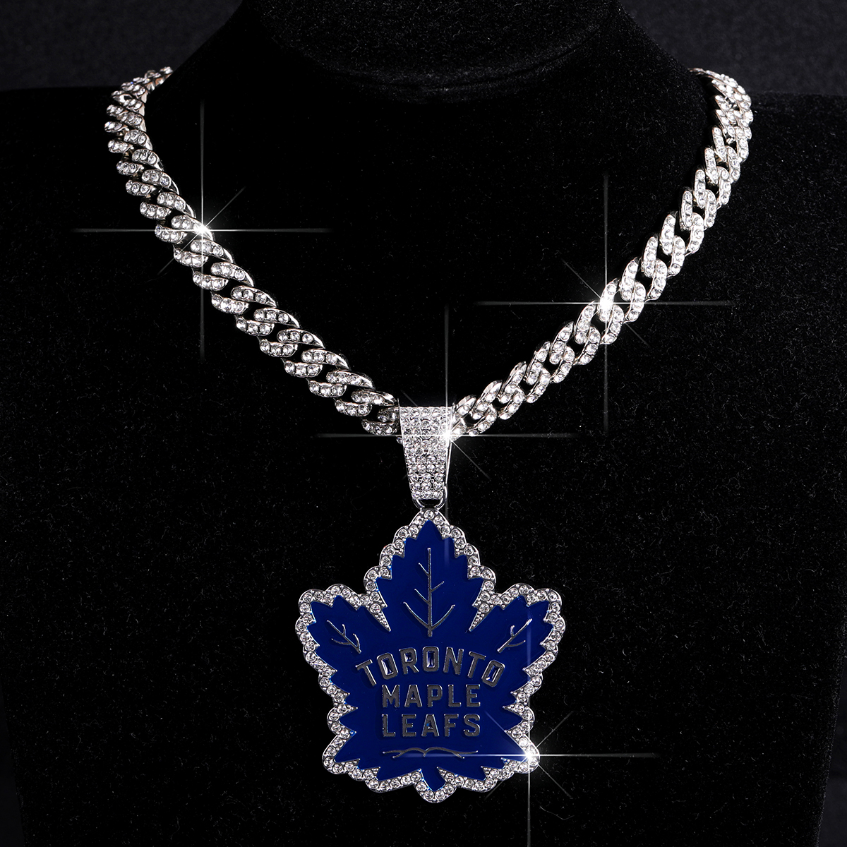 toronto maple leafs necklace