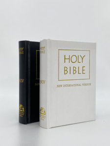Bible NIV Sainte Bible Nouvelle Version Internationale Couverture rigide Impression numérique Papier offset - Product Image 1