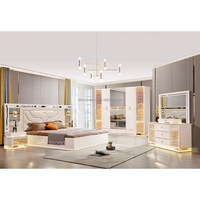 Nouvelle Offre Spéciale : Ensemble de Meubles de Chambre Luxe Doré, Style Royal Européen, en Cuir Moderne Capitonnée, Personnalisable, avec Rangement, pour Hôtels