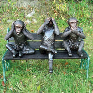 Escultura clásica de <span class=keywords><strong>Tres</strong></span> <span class=keywords><strong>Monos</strong></span> <span class=keywords><strong>Sabios</strong></span> de bronce de tamaño real artesanal de metal a la venta - Product Image 3