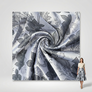 Tela Satén Transpirable y Ecológica 100% Poliéster, 120GSM, Antiarrugas, Tejido Jacquard Elástico para Forro <span class=keywords><strong>de</strong></span> <span class=keywords><strong>Vestidos</strong></span> <span class=keywords><strong>de</strong></span> <span class=keywords><strong>Novia</strong></span> y Niñas - Product Image 1