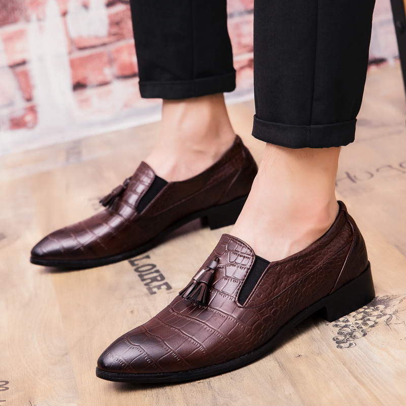Pointed Leather Business Shoes for Men - Fashion Tassel Dress Oxford Slip-On Loafers for Office & Career - Comfort & Style Pointed Leather Business Shoes for Men - Fashion Tassel Dress Oxford Slip-On Loafers for Office & Career - Comfort & Style