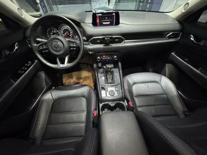 <span class=keywords><strong>Mazda</strong></span> <span class=keywords><strong>CX</strong></span>-<span class=keywords><strong>5</strong></span> <span class=keywords><strong>2021</strong></span>, 2.0L, Automático, 2WD, Volante a la Izquierda, Interior Oscuro, Asientos de Cuero, R17, Techo Panorámico, SUV Usado - Product Image 4