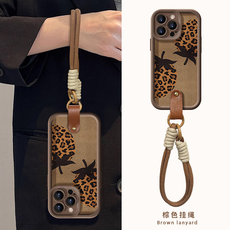 GQ101-สตรอเบอร์รี่สีกาแฟ+เข็มขัด+เชือกคล้อง