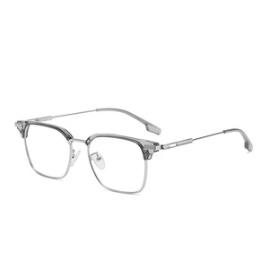 Wholesale New Fashion Anti-Blue <b>Glasses</b> Men and Women With Outdoor Sunscreen Color Sunglasses - Product Image 6