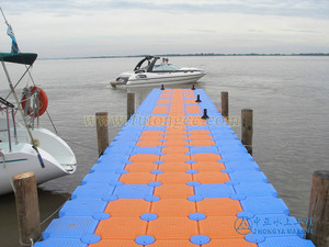 Ponton flottant de luxe en HDPE de haute qualité avec une capacité de 350 kg/m, durée de vie de 10 à 15 ans, certifié ISO/CE/TUV pour bateaux et navires - Product Image 3