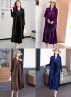 Robe décontractée ample longue jusqu'au sol avec boutons et imprimé numérique à franges, style Miyake, grande taille, pour mariage et fête de Pâques – Collection Été 2023