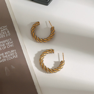 Twisted C Shaped <b>Huggie</b> Earrings Zinc Alloy Gold <b>Silver</b> Beaded Fashion Jewelry For Women - Product Image 2