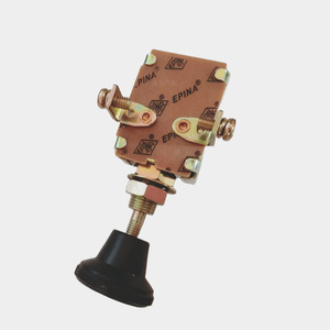 Interrupteur de phare pour véhicule agricole Epina, position unique, en acier au carbone, pour tracteurs - Product Image 1