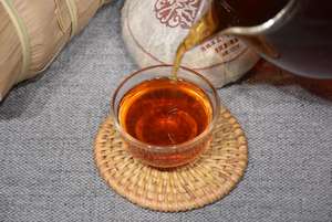 Yunnan Mini gâteau de <span class=keywords><strong>thé</strong></span> Pu'er Premium cru/fermenté Pu <span class=keywords><strong>thé</strong></span> erh comprimé 100g <span class=keywords><strong>Tuocha</strong></span> paquets cadeaux - Product Image 4