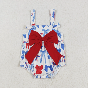 Ropa de bebé para niñas hermanas: Pelele con volantes, tirantes, lazo y diseño de vacas del Oeste para el 4 de julio - Product Image 3