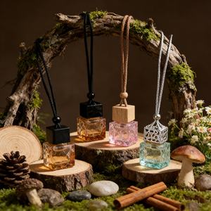 ขวดน้ำหอมแขวนในรถยนต์แบบเติมได้ ขนาด 5 มล./8 มล./10 มล. ดีไซน์หรูหราไม่ซ้ำใคร ทำจากแก้ว พร้อมฝาไม้ - Product Image 5